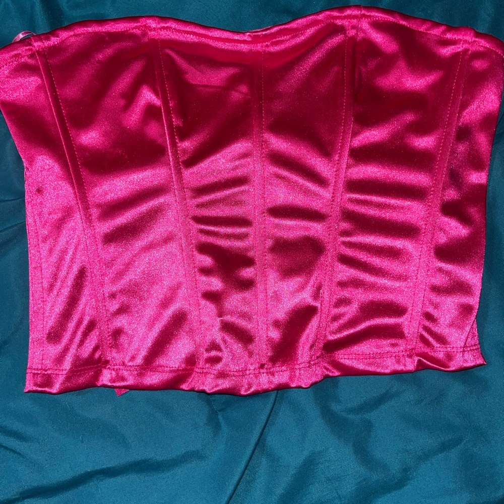 City Chic Fuchsia Satin Corset